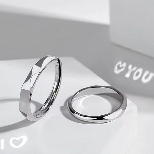 Mirra Dualis - Reflective Ring for Couples